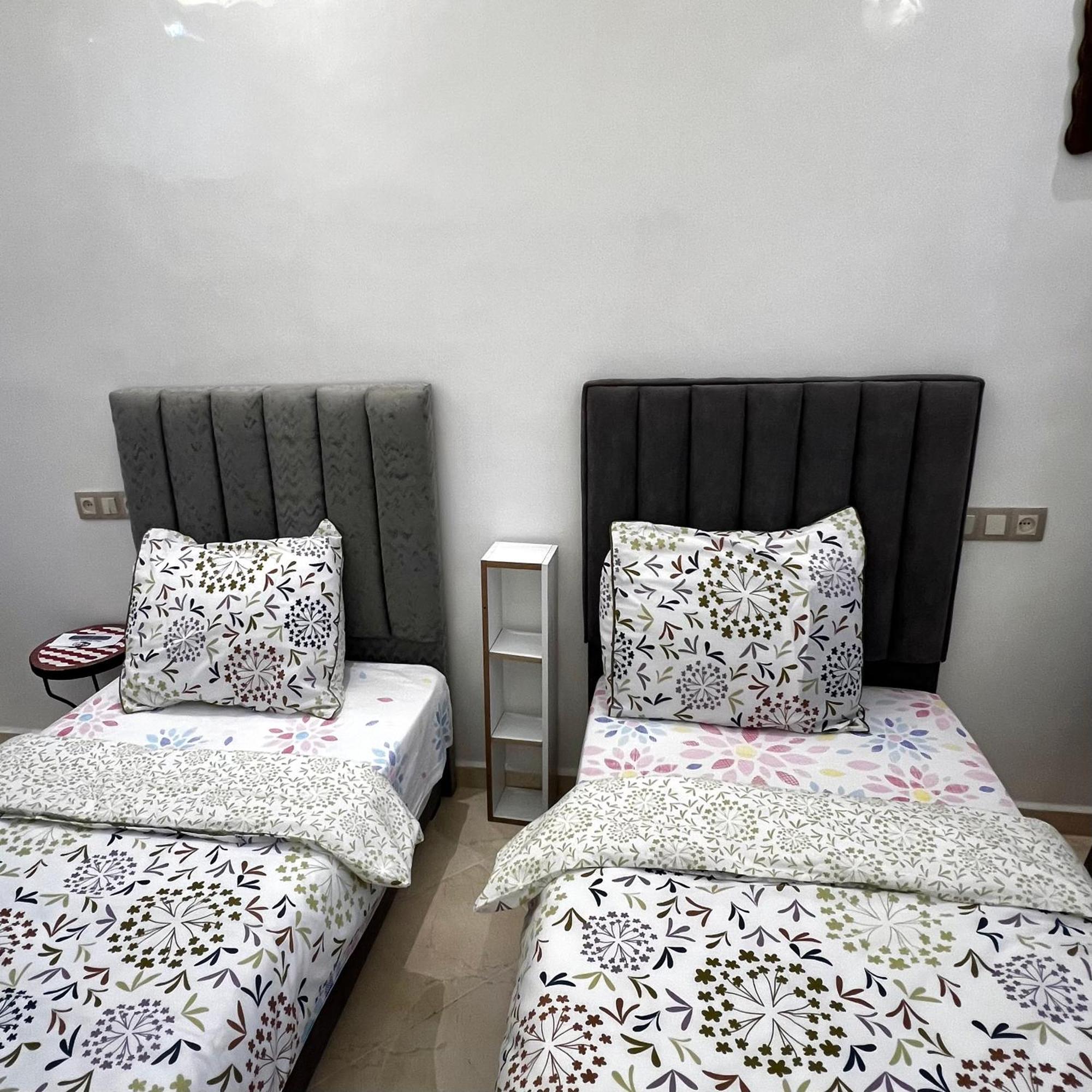 Appartement Proche Aeroport, Dar Nahila Marrakesh Eksteriør bilde