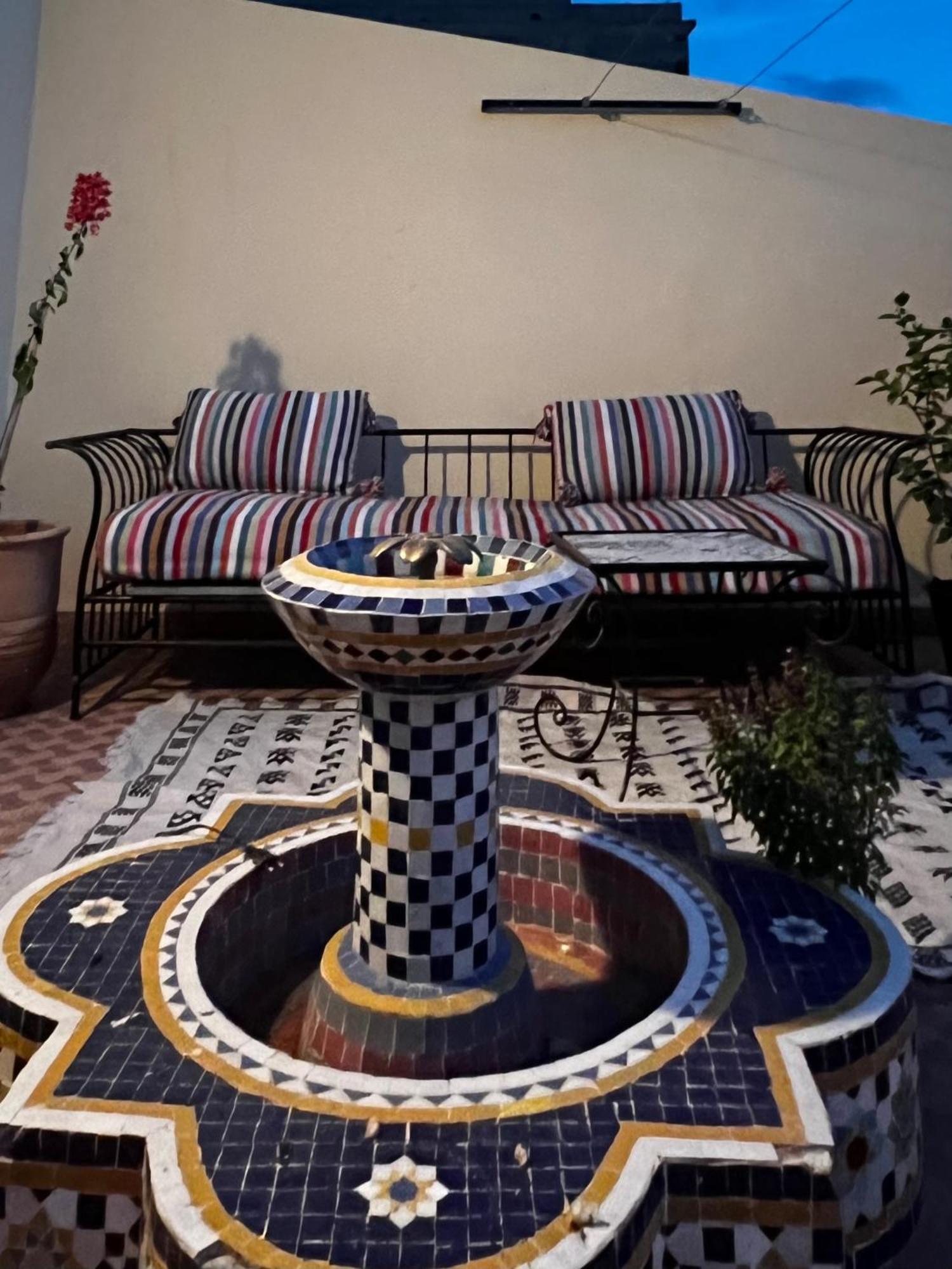 Appartement Proche Aeroport, Dar Nahila Marrakesh Eksteriør bilde